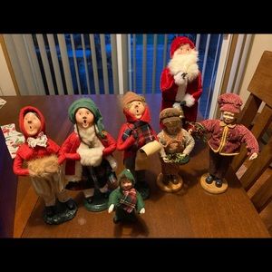 Byers Choice Ltd Carolers and Santa.